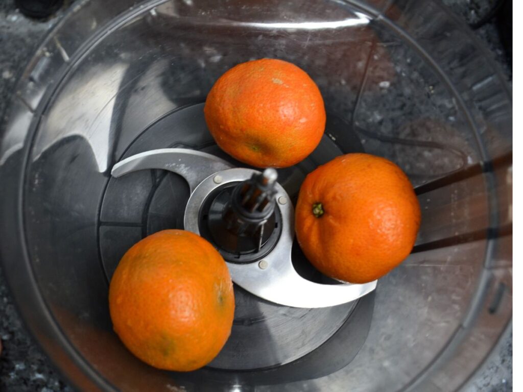 three holer mandarins on a food processor 